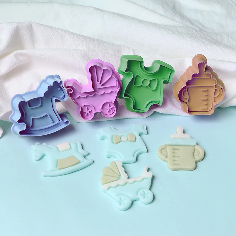 

4pcs Baby Toys 3D Baby Stroller Trojan Bottle Cookies Mold Biscuit Stamp Gift Toast Mold Fondant Decorating Tools