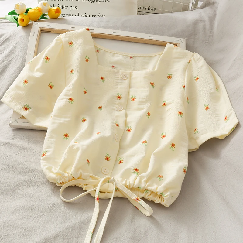 Pearl Diary Women Textured Cotton Crop Blouse Daisy Flower Print Square Neck Buttons Front Drawstring Waist Sweet Short Blouses | Женская
