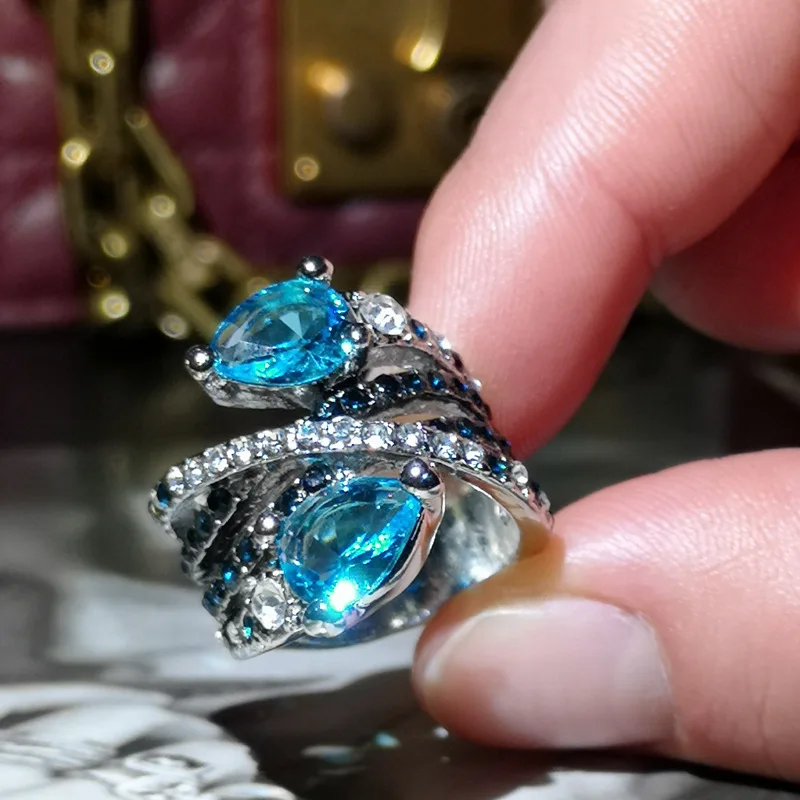 

Vintage Female Crystal Water Drop Ring Charm Silver Color Bride Wedding Rings For Women Cute Aqua Blue Zircon Engagement Ring