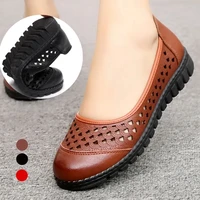 summer hollow out flats soft leather slip on shoes women cheap loafers kitchen shoes ladies flats casual simple black lazy shoes