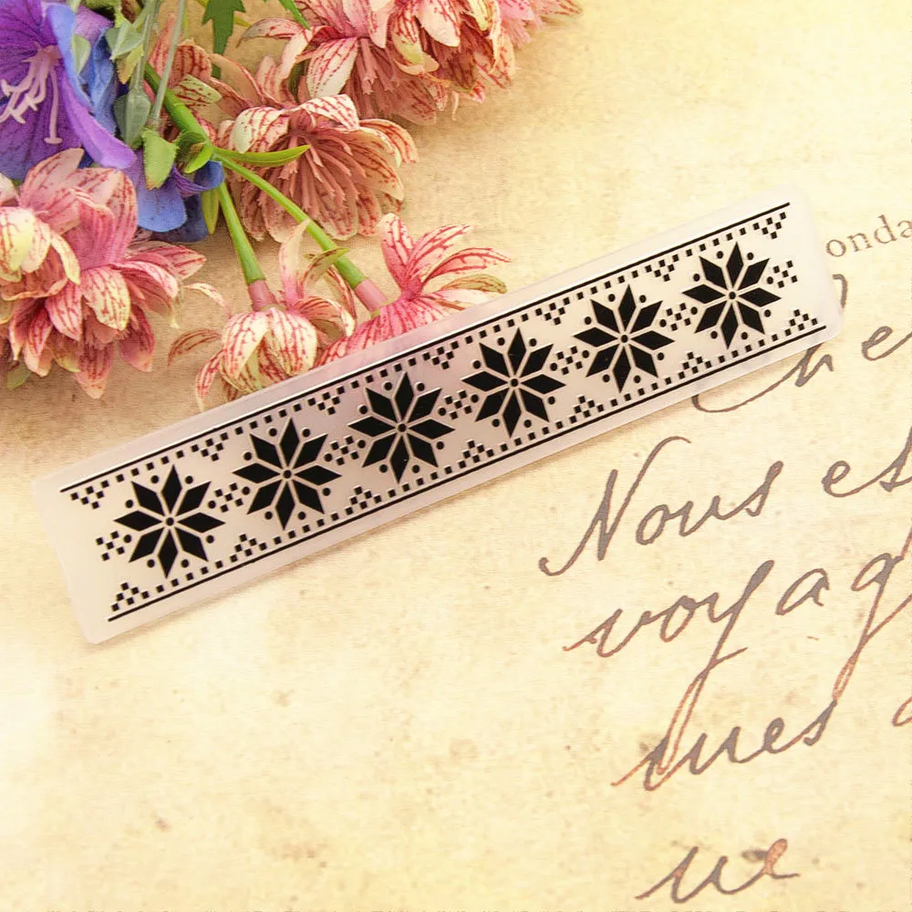 

15x3cm plastic Pine leaves craft card making paper card album wedding decoration clip Embossing folders