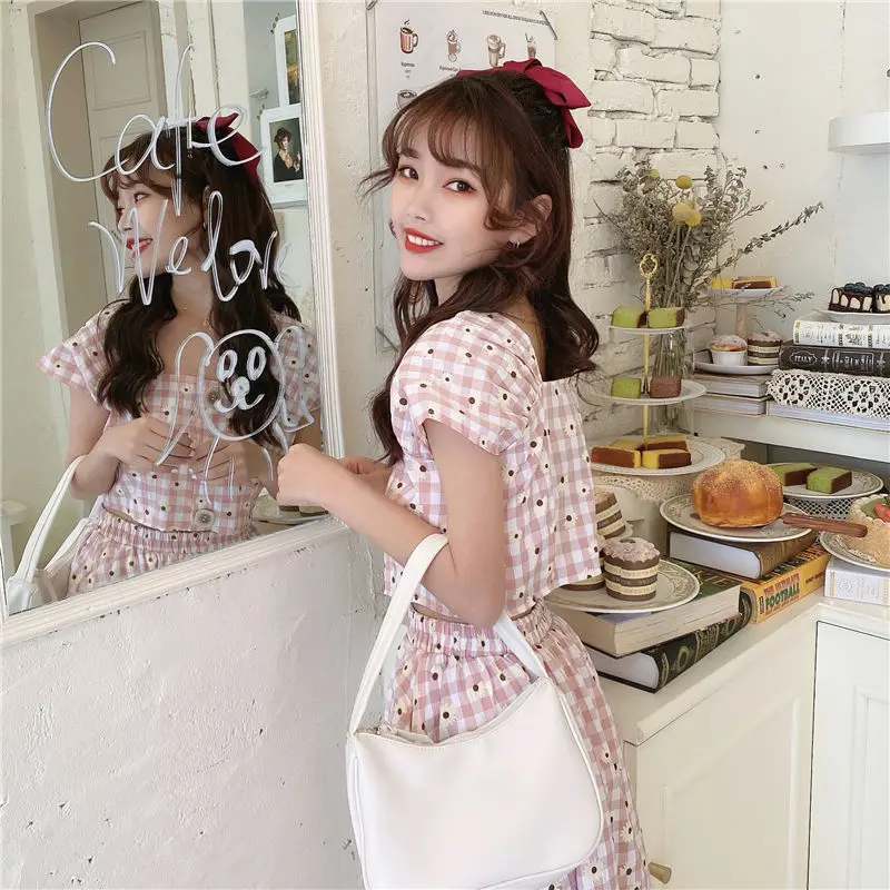 

2020 New Summer Women Casual Clothing Sleeveless Mini Shirt + Elegant Half-Length Skirt 2 Piece Sets Female Polka Dot Suit H38