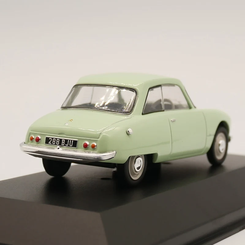 Модель автомобиля под давлением металлическая игрушка Ixo 1:43 CITROEN аптечка 1960