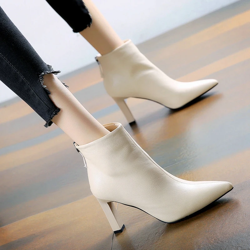 Short Boots Women's High Heel Martin Boots 2020 New Simple Thick Heel Commuter Pointed Back Zipper Thick Heel Cotton Boots Women