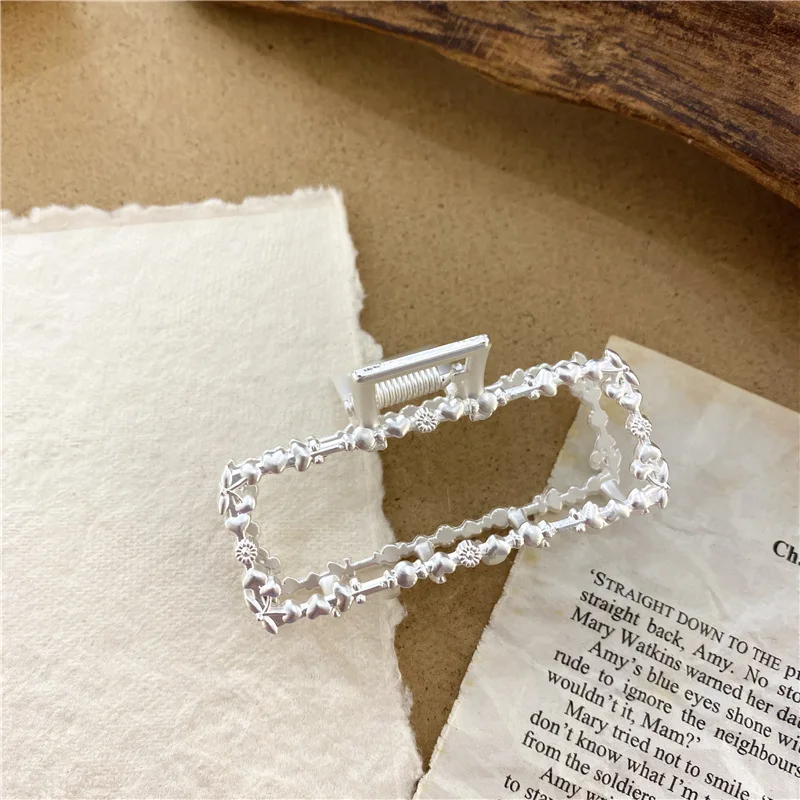 

1pcs Fashion Women Girls Geometric Hair Claw Clamps Hair Crab Solid Color Hair Clip Claws Hair Accessories Large/Mini Size