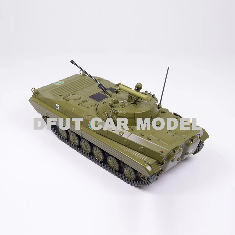 Масштаб 1:43 сплав игрушка бак модель детская автомобиль оригинал авторизованный