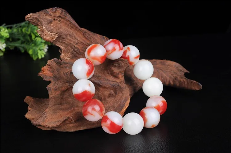 

Xinjiang Hetian jade chicken blood stone beads beads bracelet