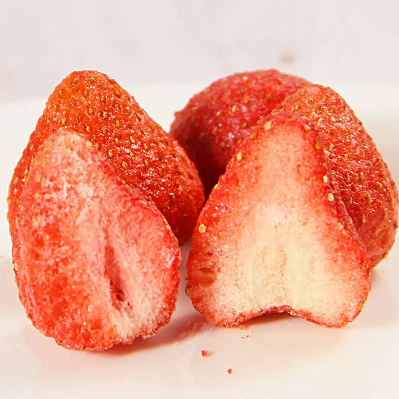 

Strawberry Freeze Dried Fruits Snacks Chunks - Non-GMO 100% Natural and Organically Processes Bake Material Cake Decorate