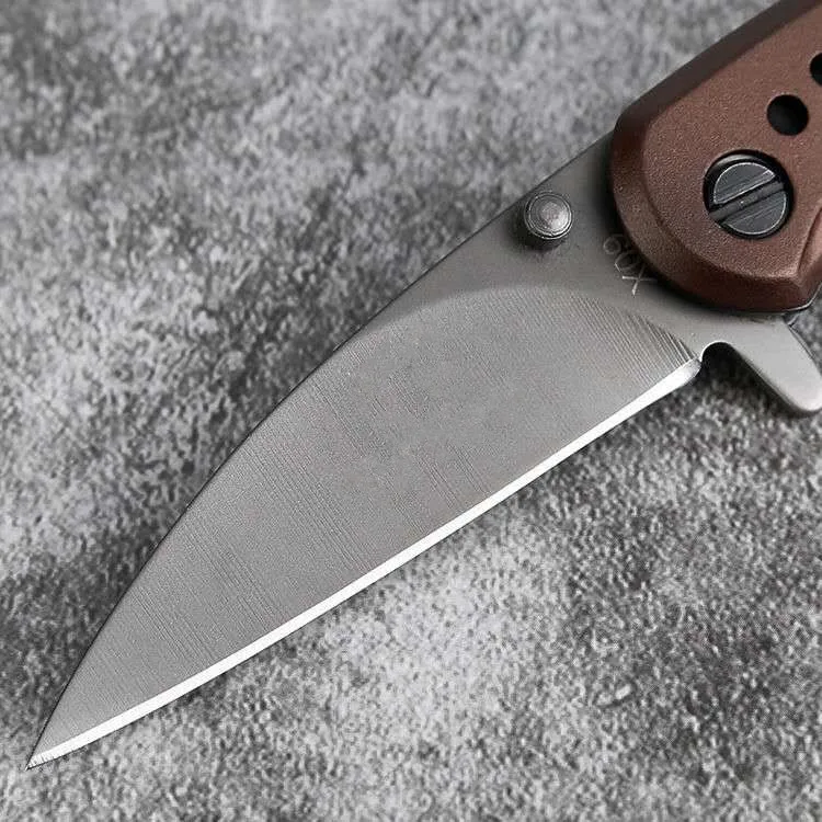 Охотничий складной нож с лезвием из нержавеющей стали и алюминия 55HRC |