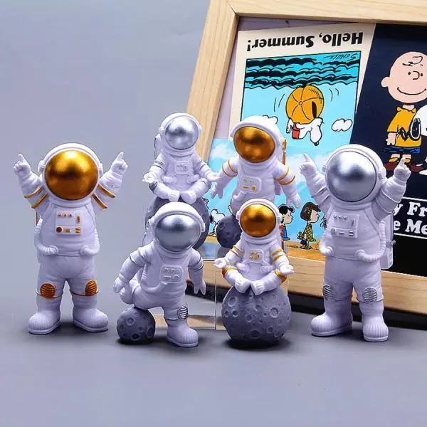 

Spaceman With Moon Sculpture Decorative Miniatures Cosmonaut Statues Gift For Boyfriend Home Decor Astronaut Figures Crafts