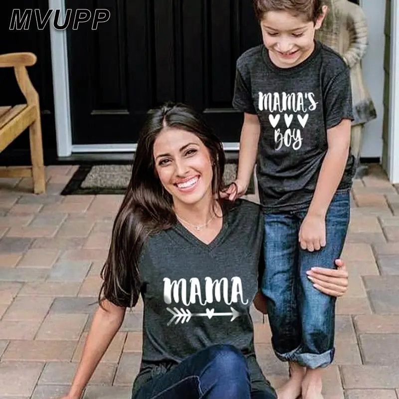 Детская одежда футболка модные подходящие Семейные наряды дети мама и ребенок