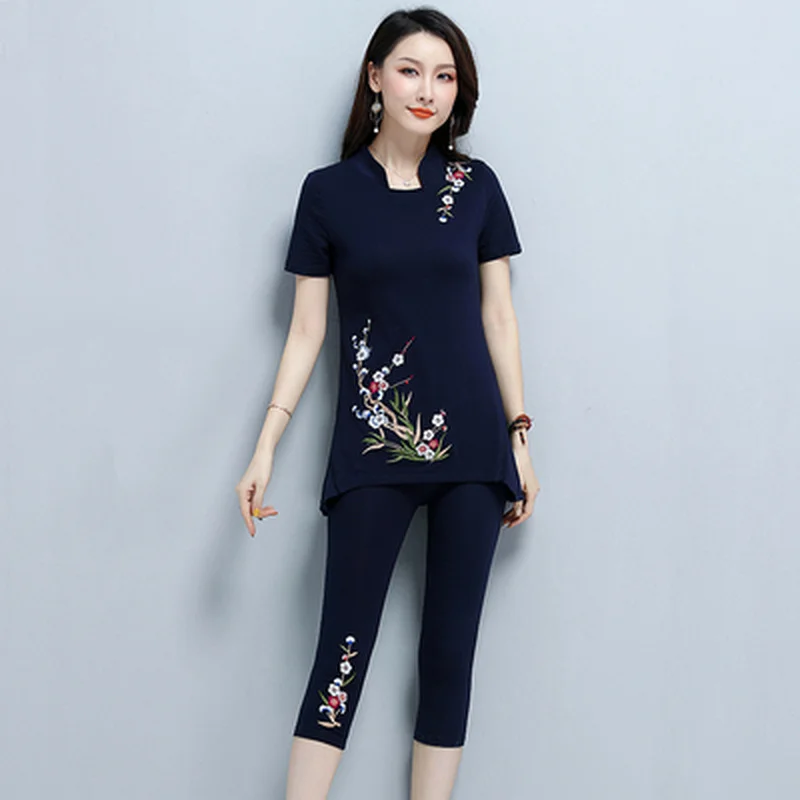 Футболка женская с вышивкой хлопок цвет черный/белый весна-лето | Женская одежда