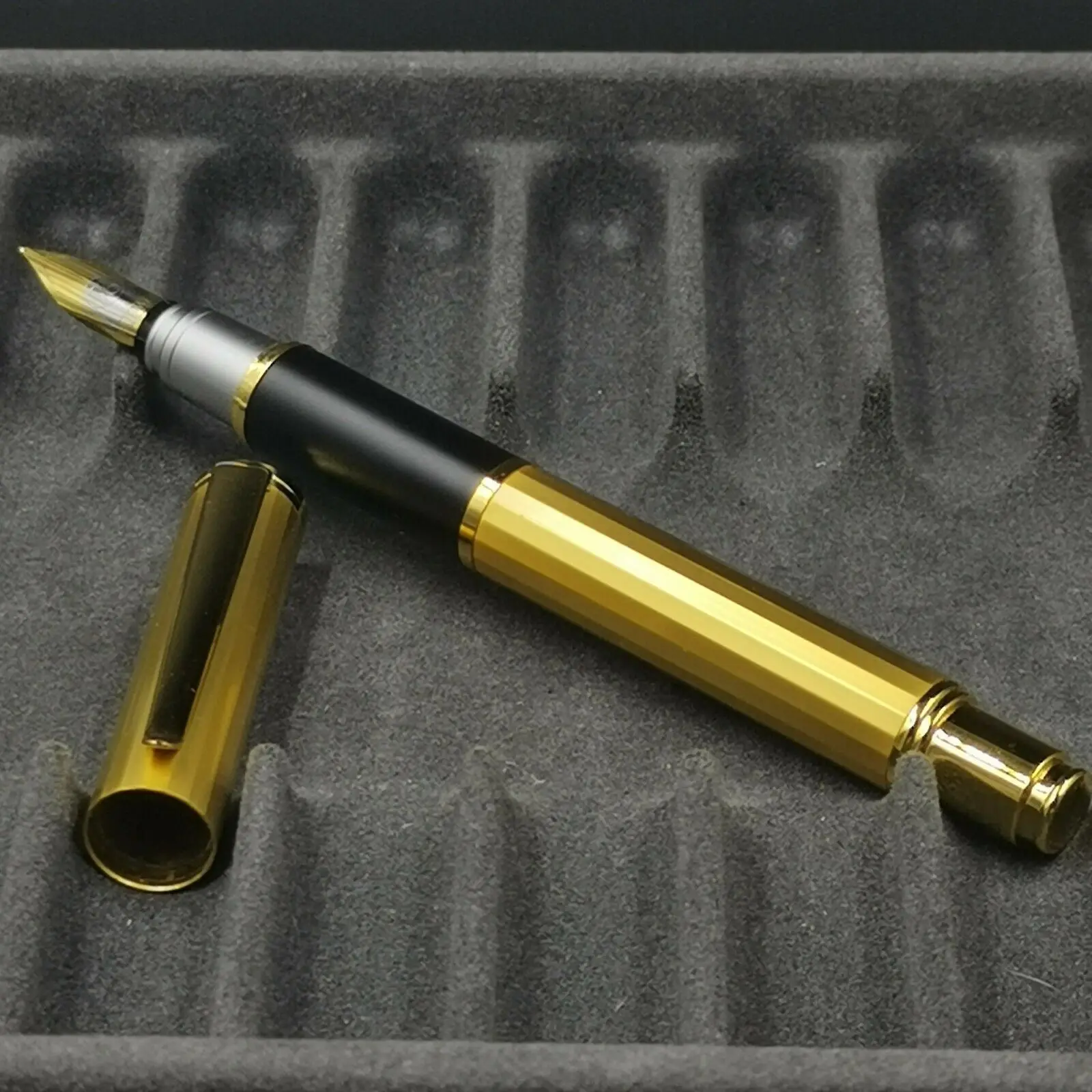 

Старый запас Fuliwen 2003 авторучка чернильная ручка Золотой зажим аэрометрический наполнитель M Nib Канцтовары офисные школьные письменные прин...