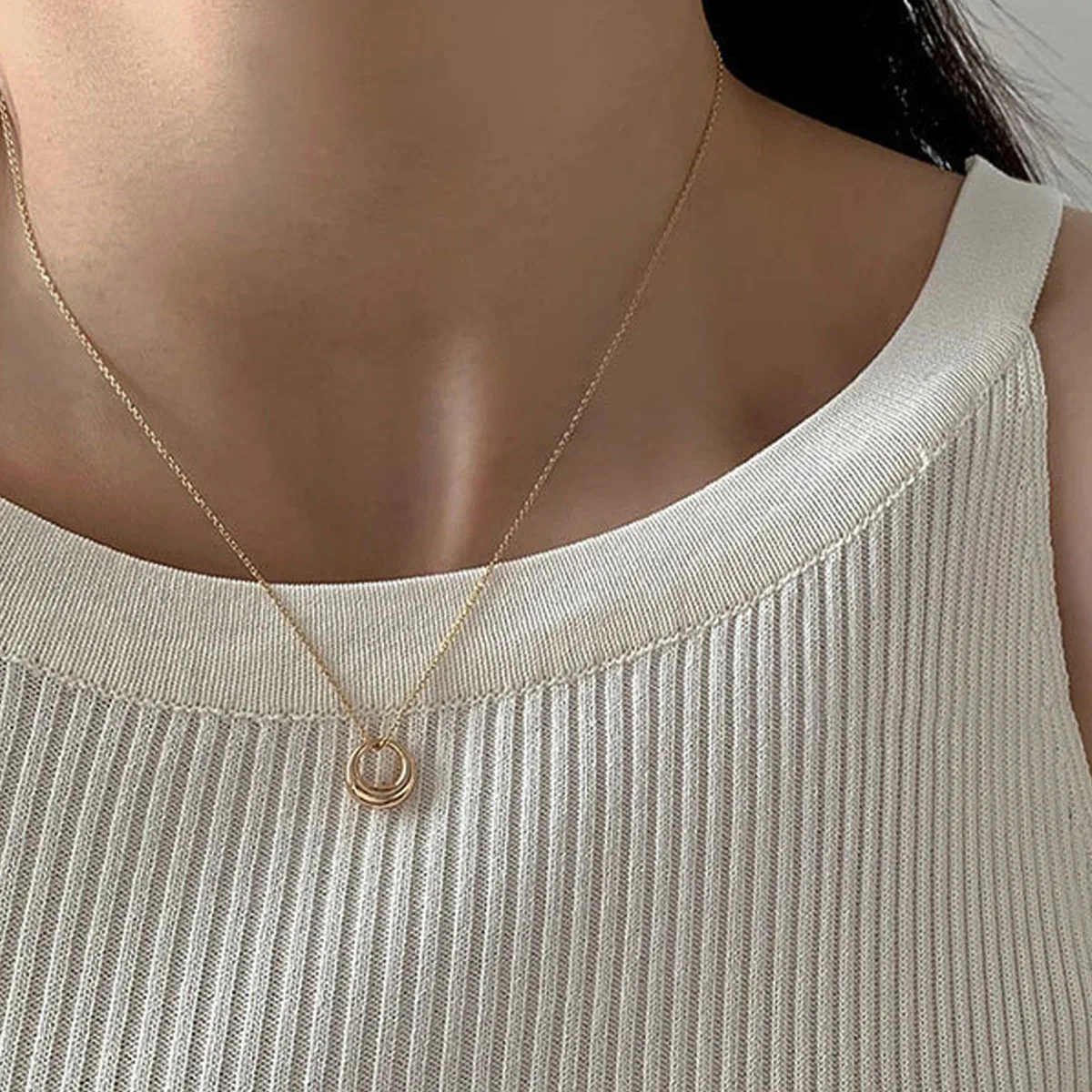 

Sindlan 1Pc Vintage Moon Gold Chain Pendant Necklace for Women Simple Cute Female Kpop Fashion Jewelry Collares Para Mujer Colar