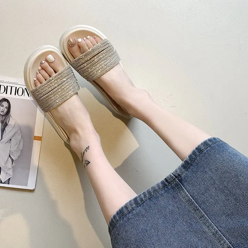 

Summer New Women's Slippers Casual Simple Personality Upper Design Rhinestones Embellished Fashion Women's Slippers 2021