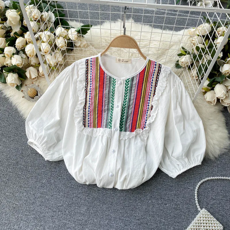 

South Korea Dongdaemun shirt female design sense niche retro embroidery wood ear loose baby shirt trendy all-match blouse