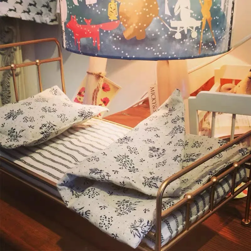 Скандинавская Золотая маленькая кровать большая детский Кукольный домик