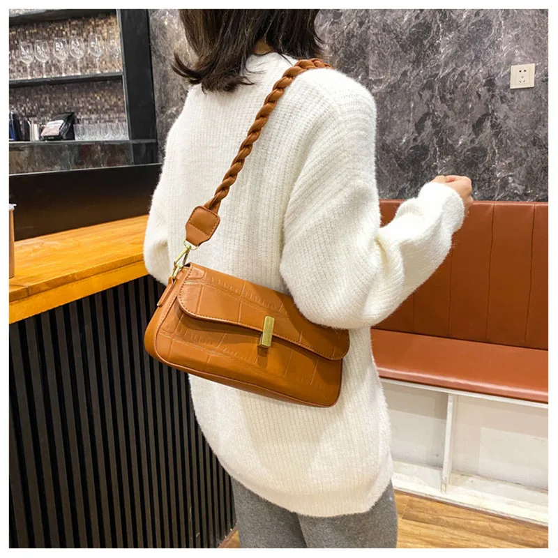 

Hand Bags Women Latest style Shoulder Bag Luxury Handbags Women Bags Designer Totes Bag All-match High Capacity Crossbody Bag