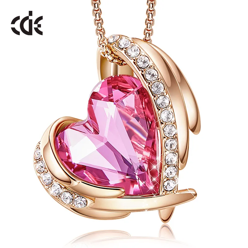 Pink CDE Для женщин Золотой Цепочки и ожерелья с подвесками, украшенные кристаллами от Сваровски в форме сердца Цепочки и ожерелья с капюшоном, надписью «Angel» и принтом «крылышки» из розового золота ювелирные изделия подарок для мамы - Цвет камня: Pink