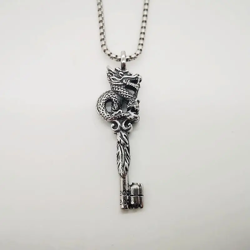 Винтажное ожерелье серебряного цвета с кулоном в виде ключа таинственного