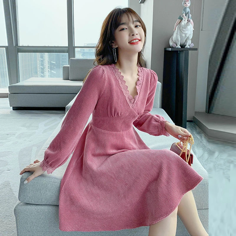 

Женское вельветовое платье с V-образным вырезом, длинным рукавом