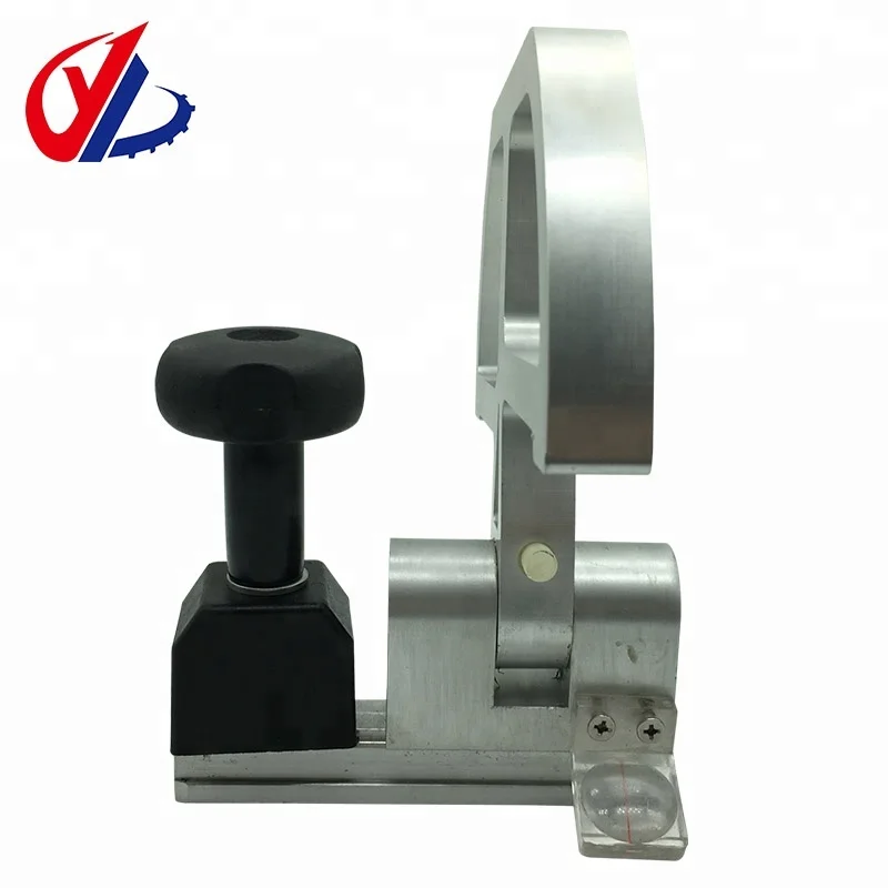 

Stopper Baffle Block with Magnifying Lens for Sliding Table Panel Saw