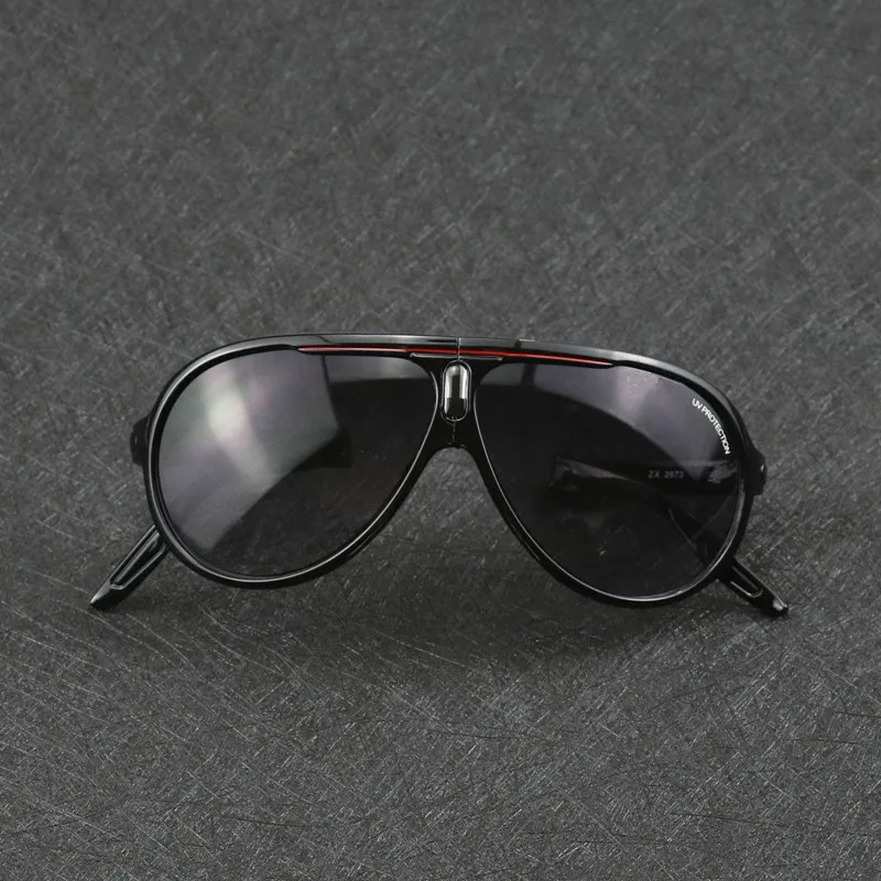 

New listing 2021 Unisex sunglasses Black folding sunglasses Luxury casual sunglasses Designer Toad Mirror