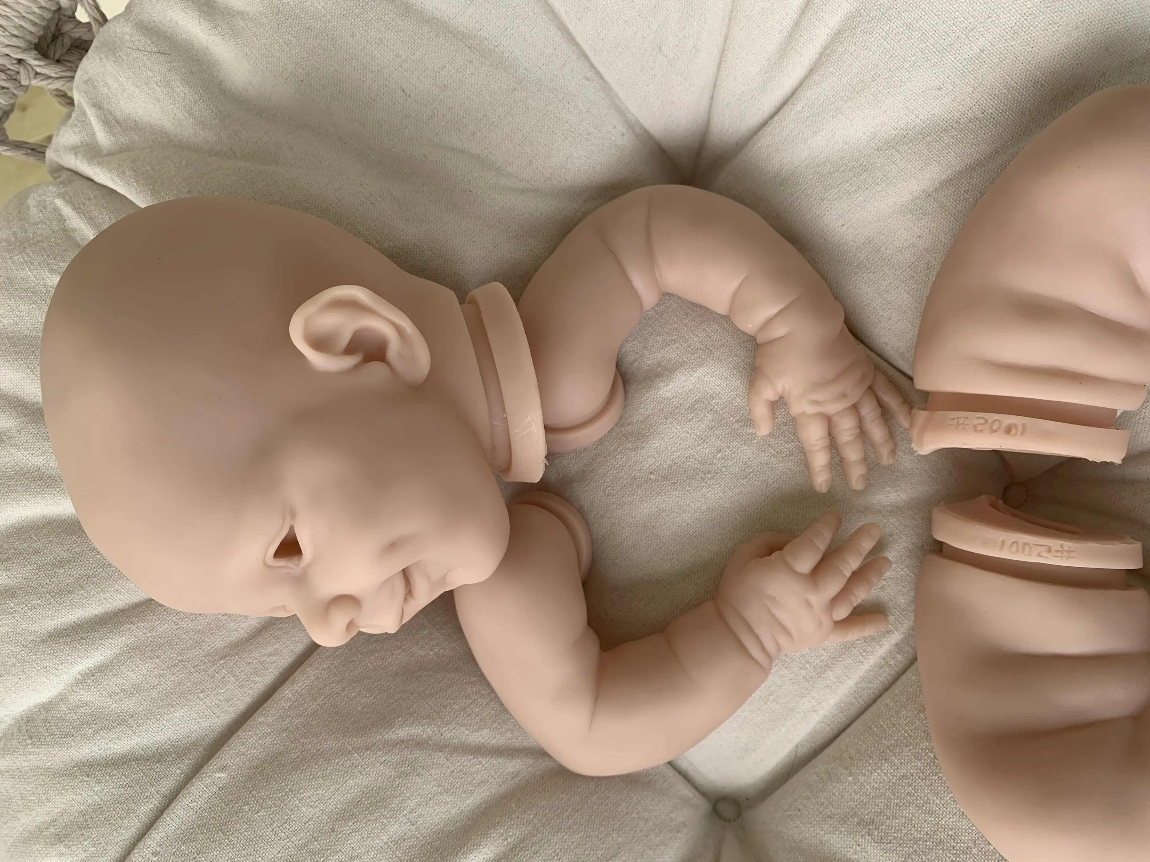 Реалистичные куклы Новорожденные наборы для новорожденных Апрельские очень