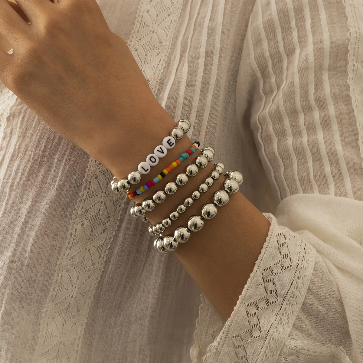 

5 Pcs/ Set Bohemian Colorful Bead Bracelet Set for Women LOVE Letter Hip Hop Ethnic Bracelet Fashion Jewelry 3152