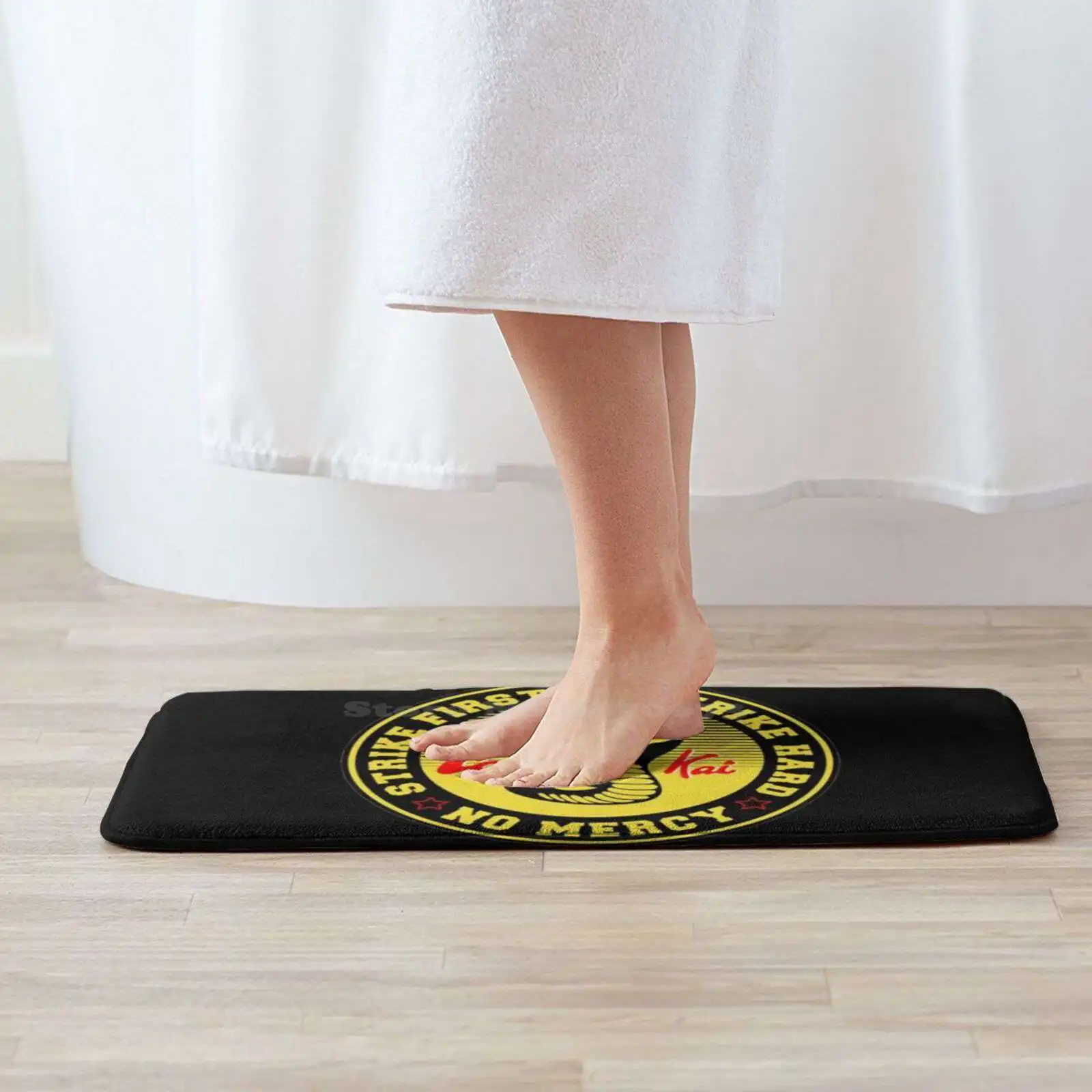 Кай-Страйк сначала. Страйк хард. Без милости. Мягкий домашний Противоскользящий