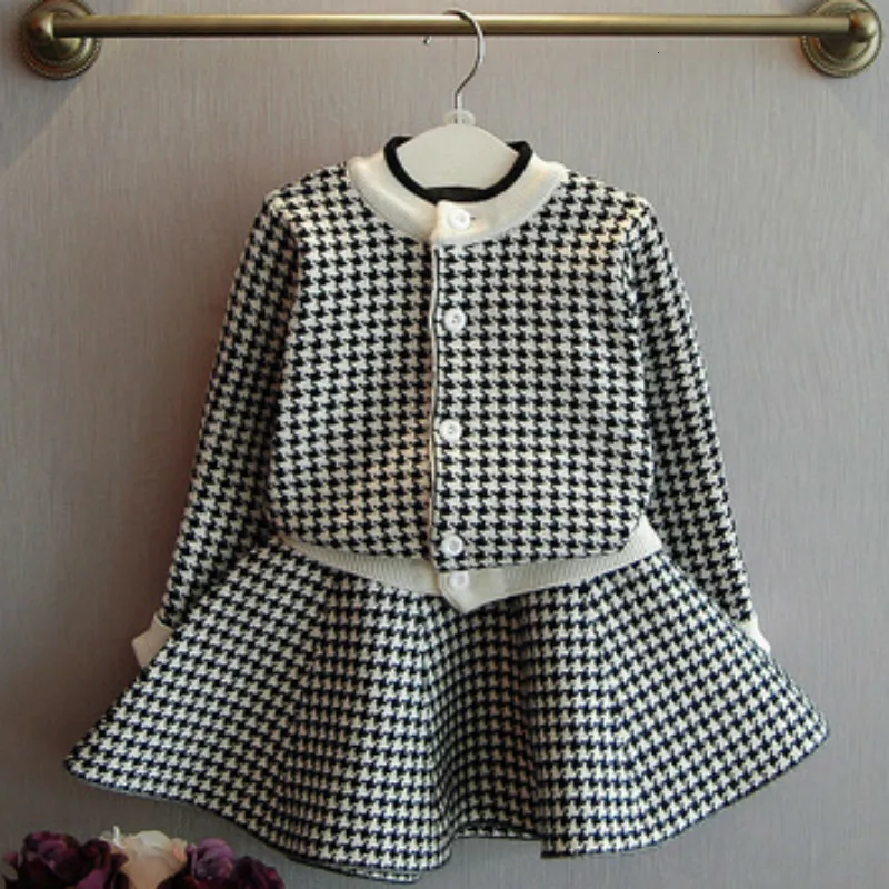 Костюмы для девочек новинка 2018 вязаные комплекты с птицами детский длинный