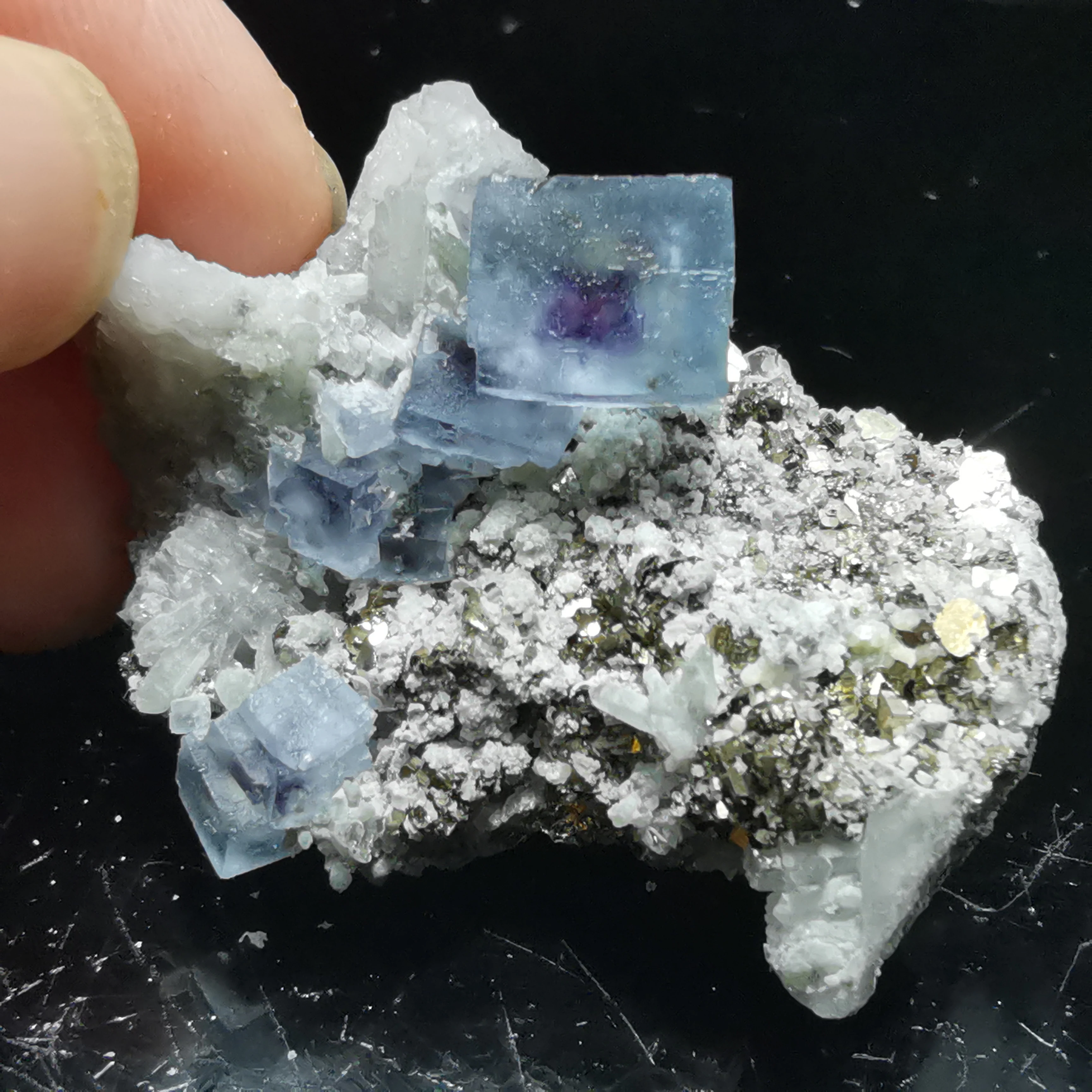 

27.7gNatural purple heart blue fluorite and pyrite crystal mineral specimen healing energy home decoration QUARTZ GEM