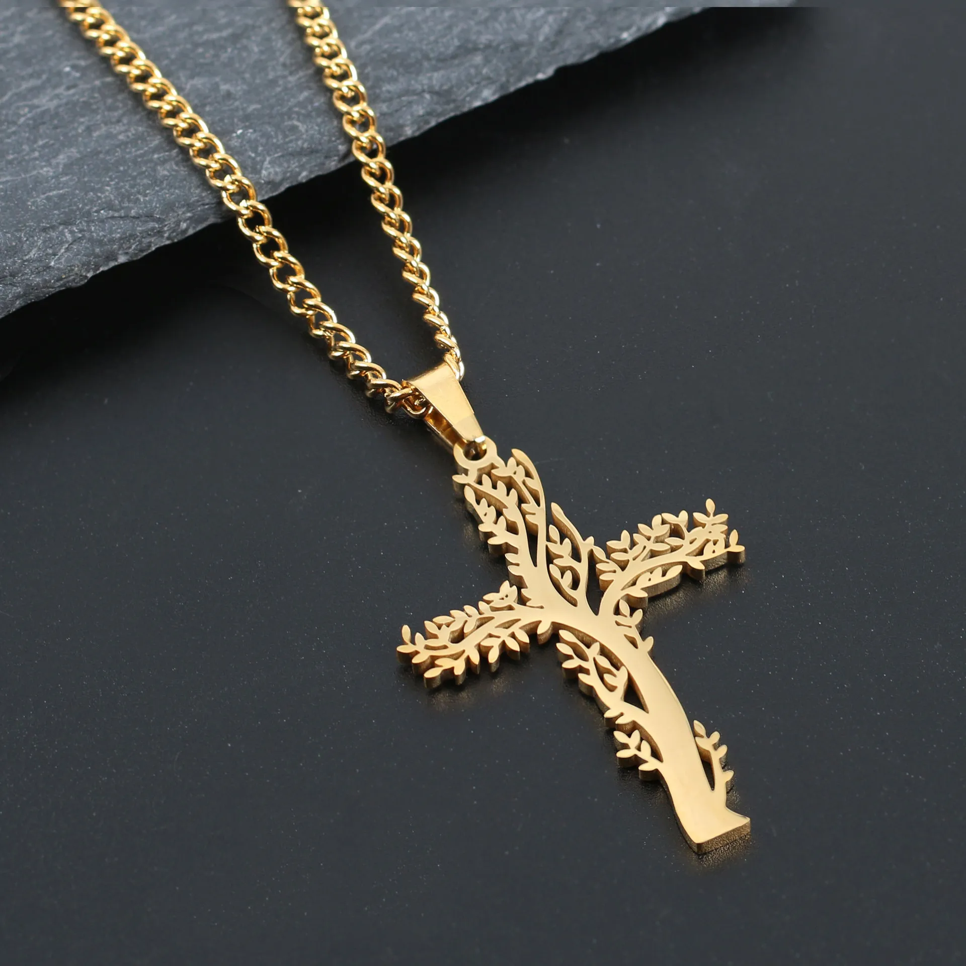 

European And American New Stainless Steel Cross Life Tree Pendant Personalized Titanium Sweater Chain Necklace For Men