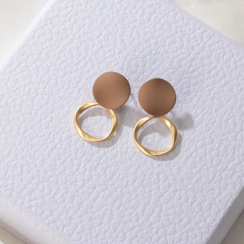 

Fashion Korean Statement Brown Round Earrings for Women Vintage Geometeic Small Matte Hanging Dangle Earrings 2020 jewelry