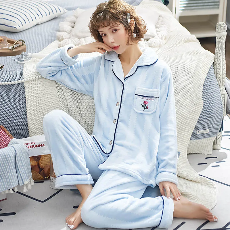 Синяя Женская бархатная Пижама с цветочной вышивкой 2019 зимняя женская домашняя