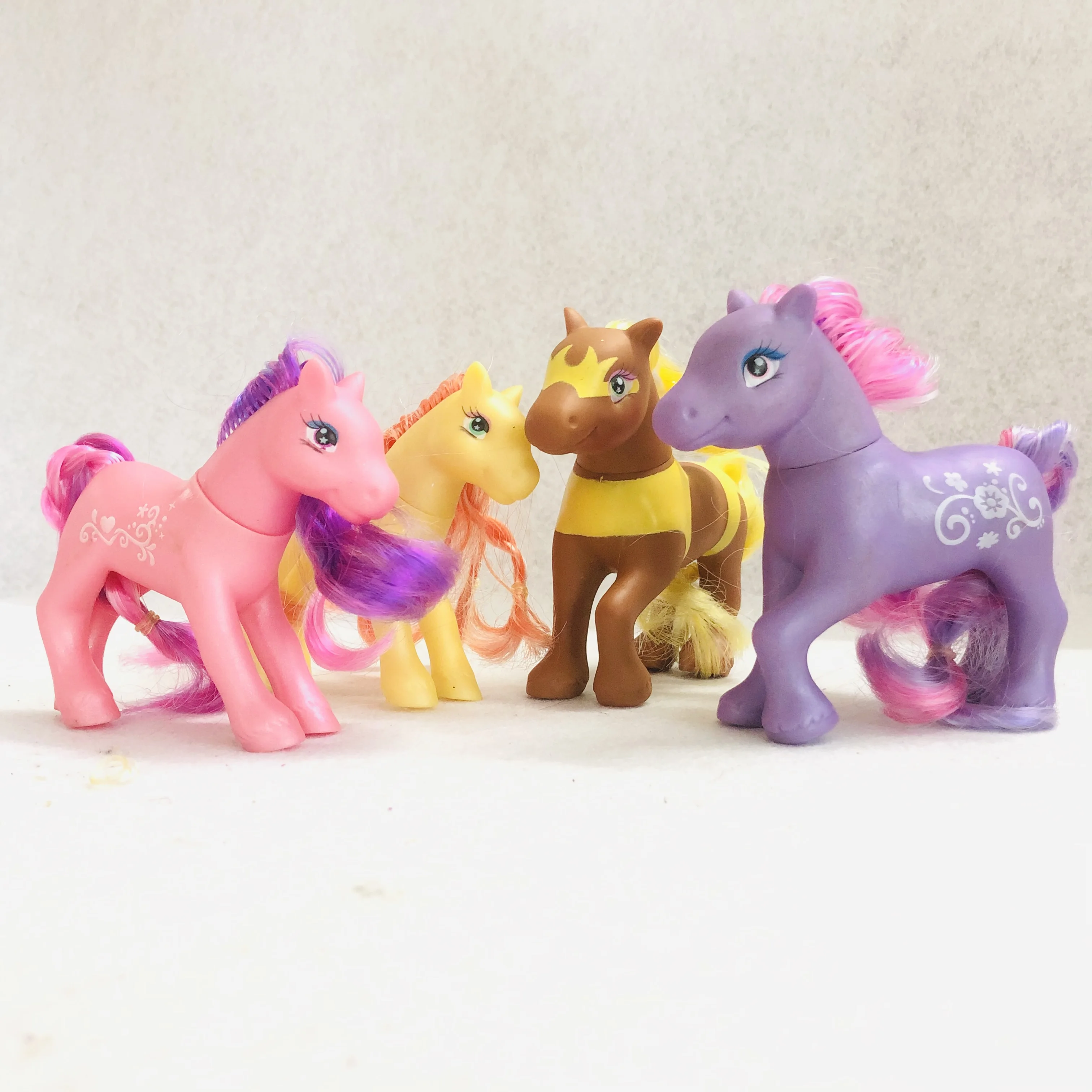 Оригинальная игрушечная лошадь 8 см кукла девочка розовая фиолетовая желтая