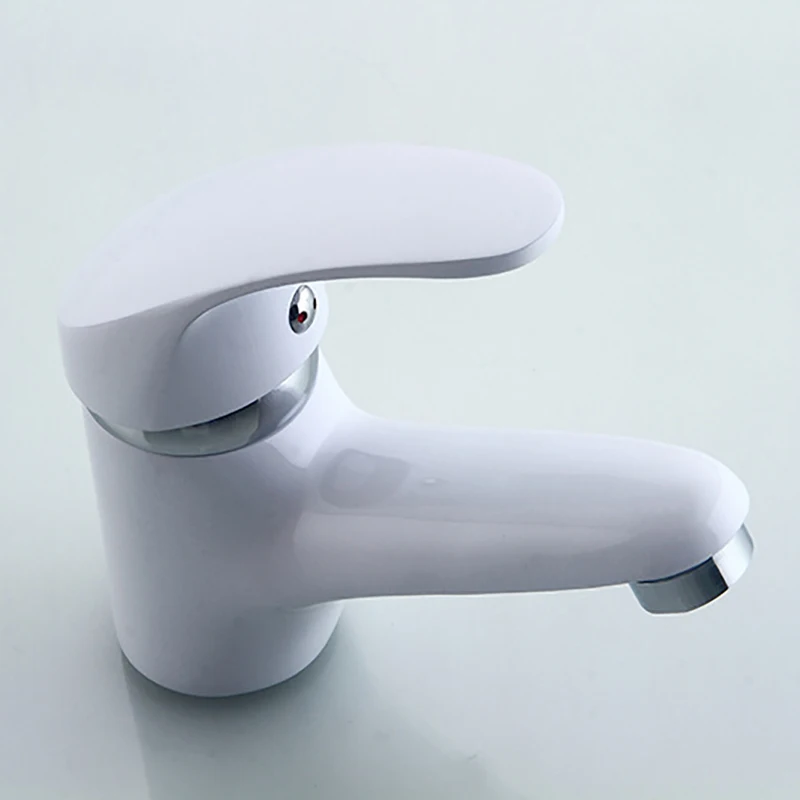 Смеситель для ванных комнат из латуни с хромированным покрытием, для раковины, с горячей и холодной водой, мини-стильный и элегантный.