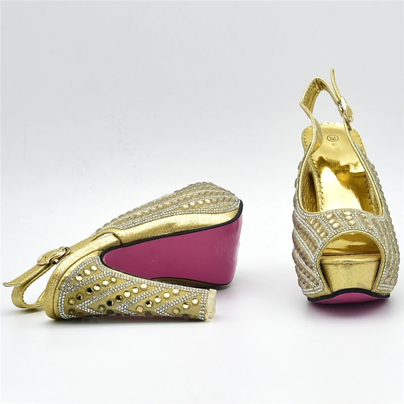 Новинка комплект из туфель и сумочки в итальянском стиле свадебный аксессуар 2018