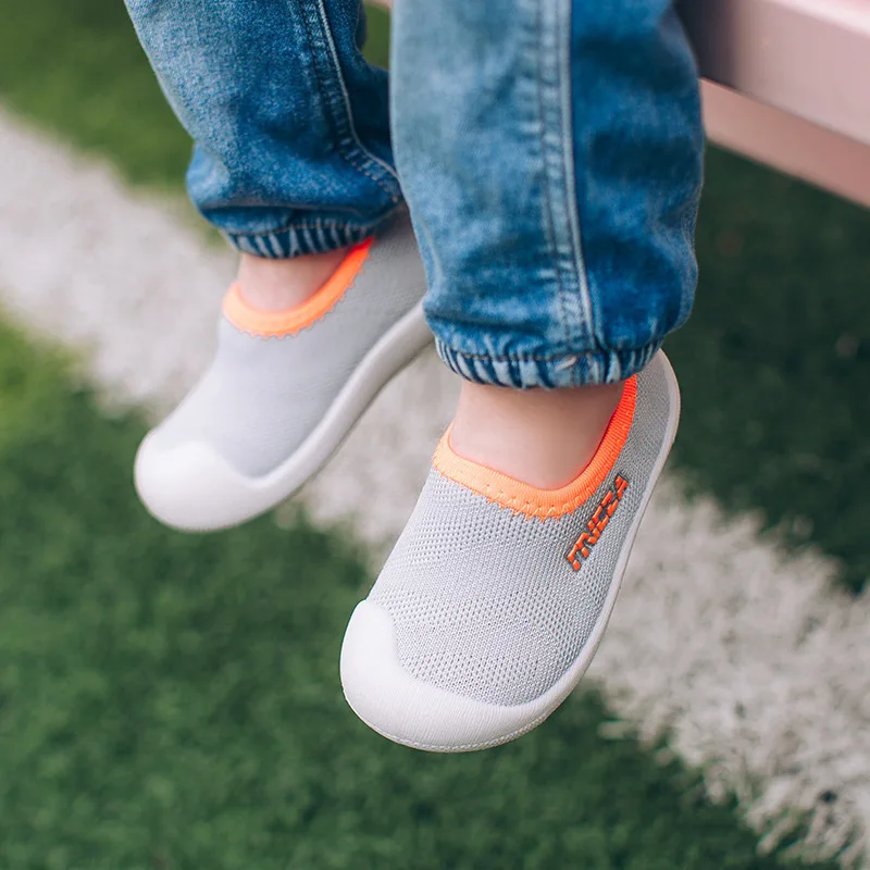 Осенняя обувь для маленьких мальчиков и девочек повседневная новорожденного