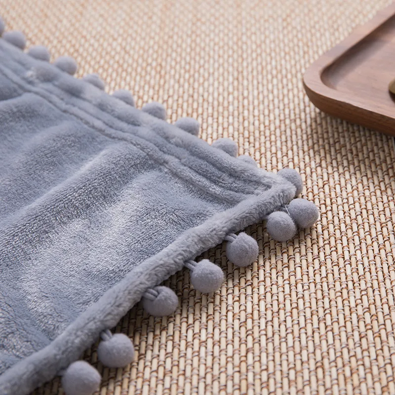 

Winter Tassels Ball Beds Sofa Blanket Solid Grey Flannel Throw Blankets Living Room Bedroom Fleece Nap Blanket Bedding Bed Linen