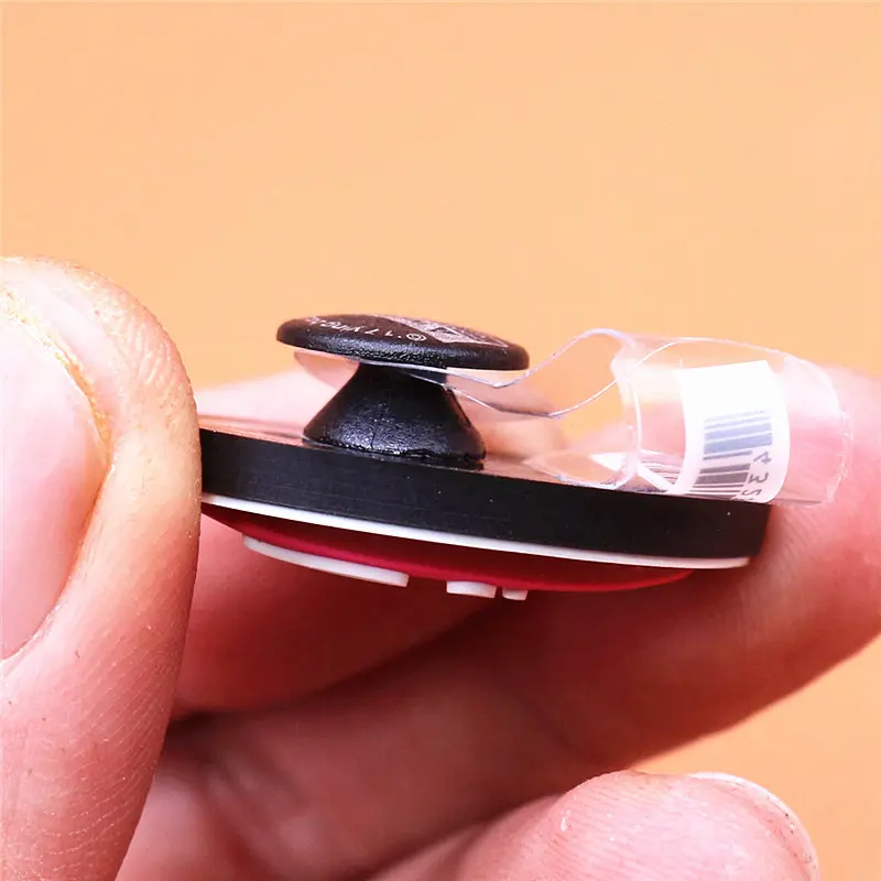 Original PVC Croc Shoe Charms NEW Cool Screaming French Wet Kiss Skull Mask Shoes Decorations for Jibz Kids Party Gifts U201