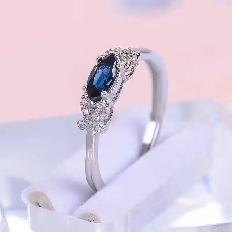 Модное женское офисное кольцо с натуральным китайским сапфиром 3 мм * 6 серебро 925