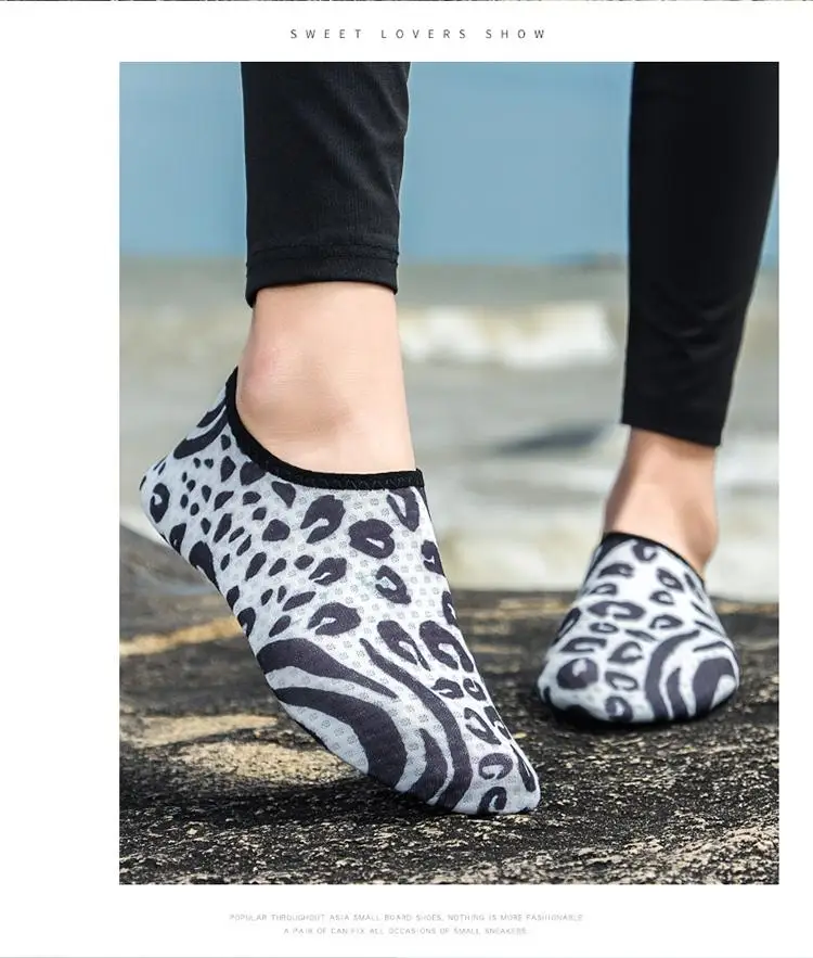 Aquashoes/мужские пляжные Тапочки большого размера для плавания; женская пляжная обувь для кемпинга; обувь для взрослых; для занятий фитнесом и йогой; нескользящие кроссовки синего цвета