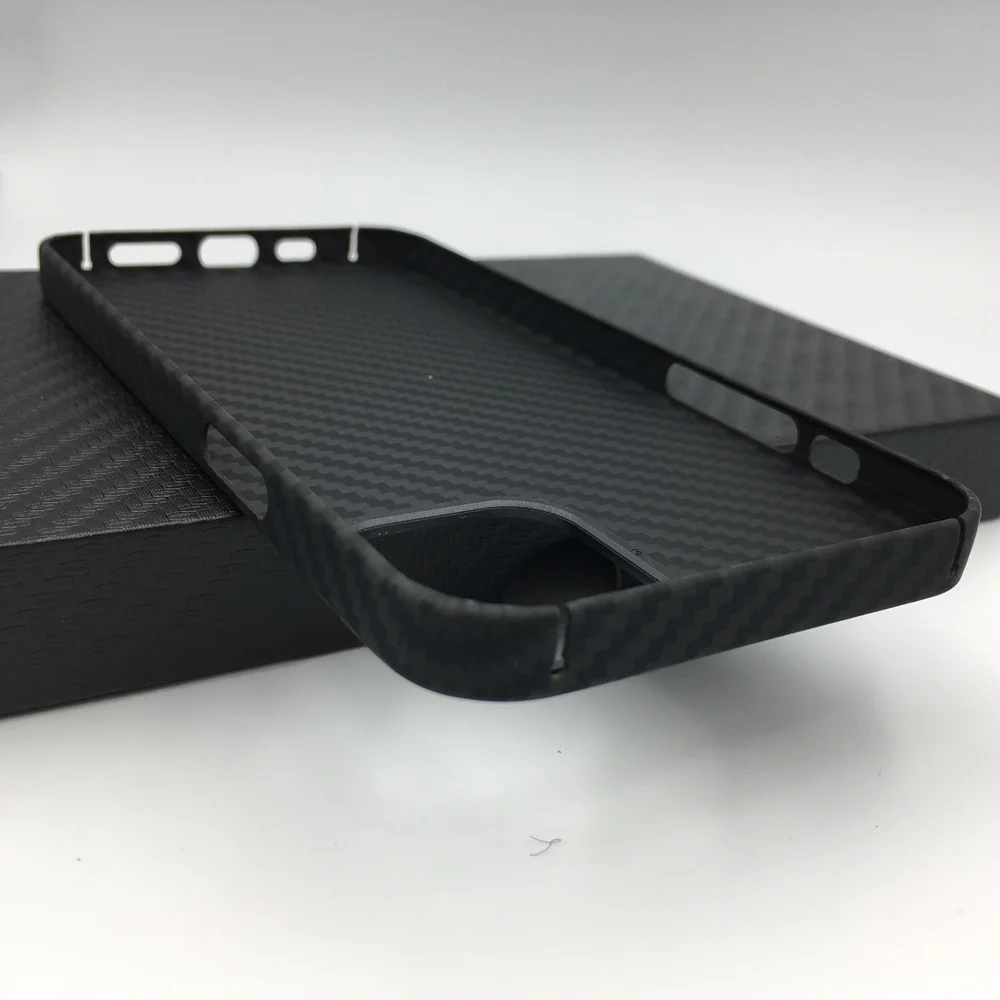 

Чехол из настоящего углеродного волокна для телефона iPhone 12 Pro Max, ультратонкие противоударные жесткие чехлы из углеродного волокна для iPhone 12...