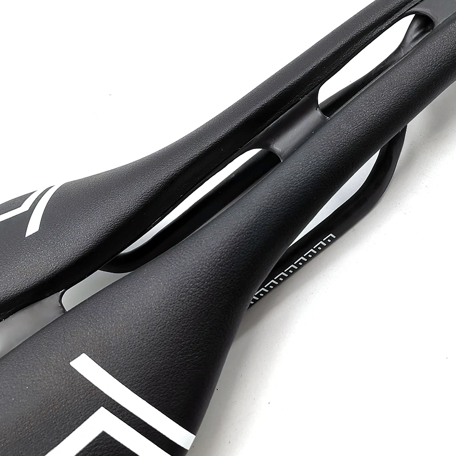 Ultralight Selle full Carbon Saddle Bicycle vtt racing seat Wave Road Bike Saddle for men sans cycling Seat mat bike Spare Parts