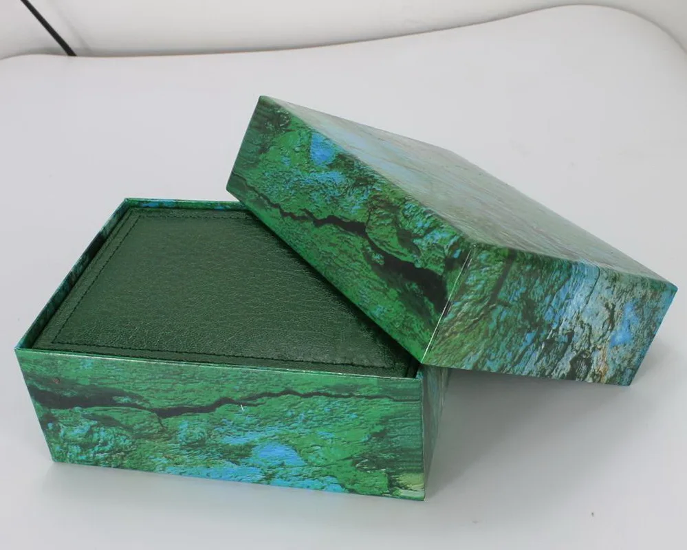 

New Green Watch box AAA+