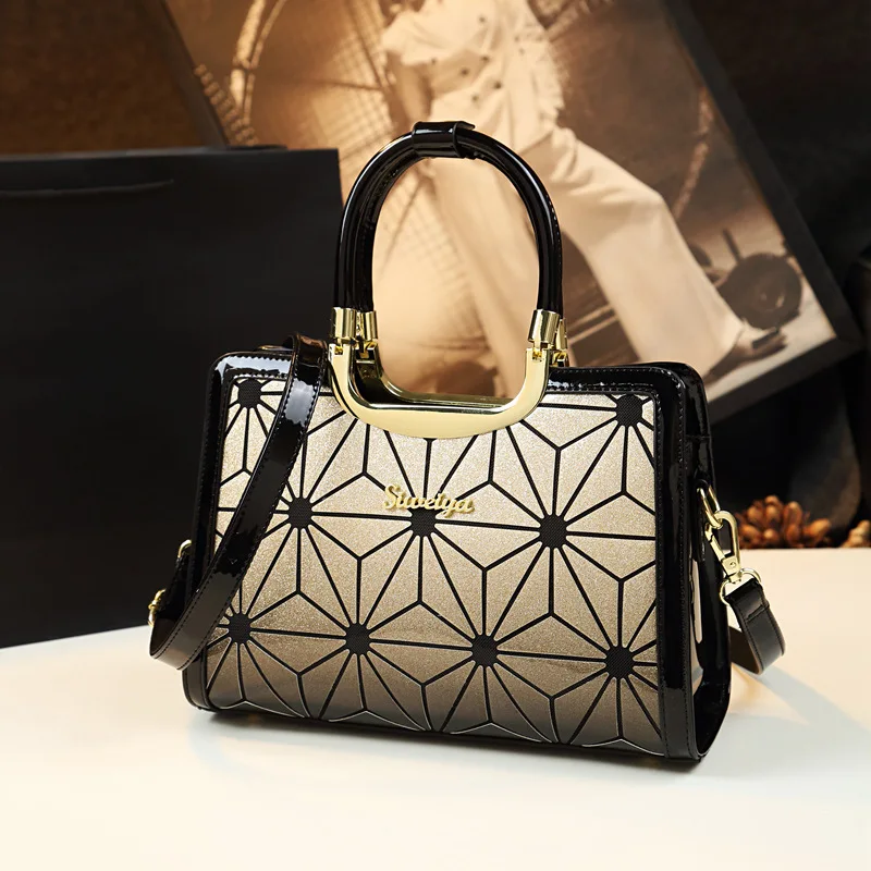 

2021 New Fashion Famous Luxury Brand Ladies High-quality Genuine Leather Printing Large-capacity Handbag Crossbody Shoulder Bag