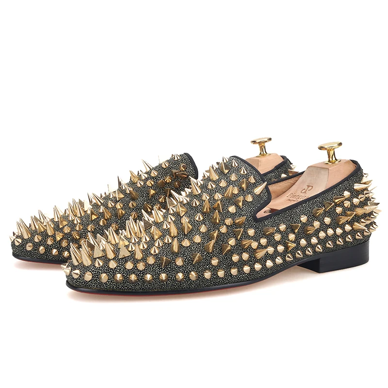 Piergitar/четыре Цвета Обувь без шнуровки на плоской Шипованная обувь модные