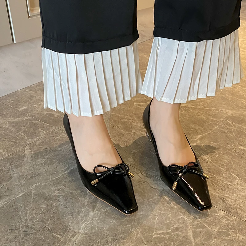 Женская обувь Обувь из натуральной кожи Женские элегантные модельные туфли с