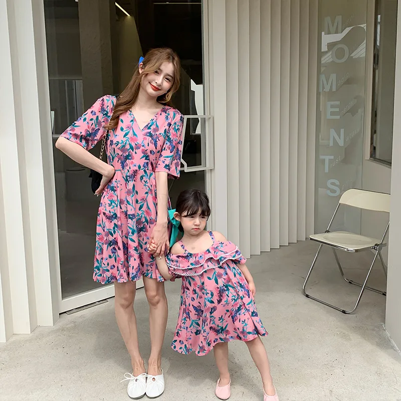 

Mother and daughter dress parent-child girl dress summer supply short-sleeved chiffon long skirt Korean version of casual childr